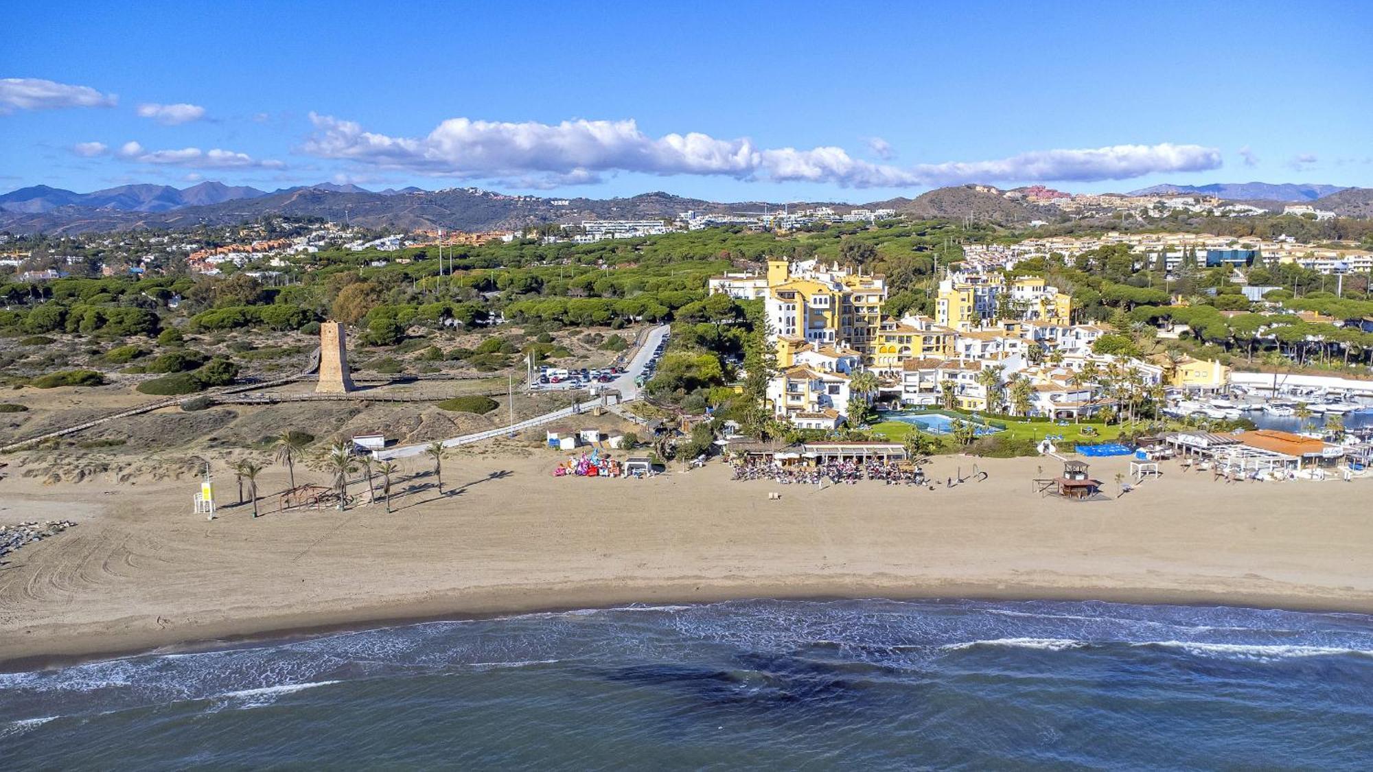 Cubo's Estudio Cabopino Port & Parking Apartamento *