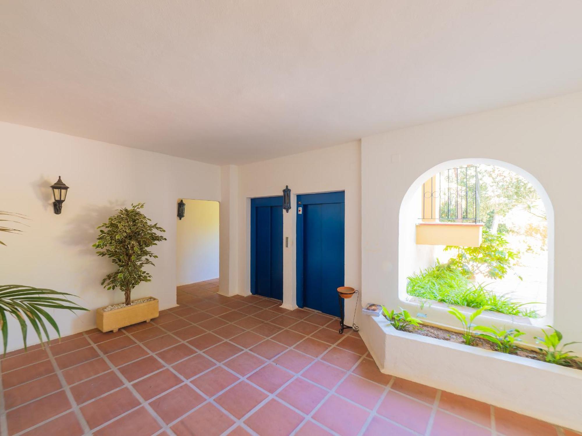 Apartamento Cubo's Estudio Cabopino Port & Parking
