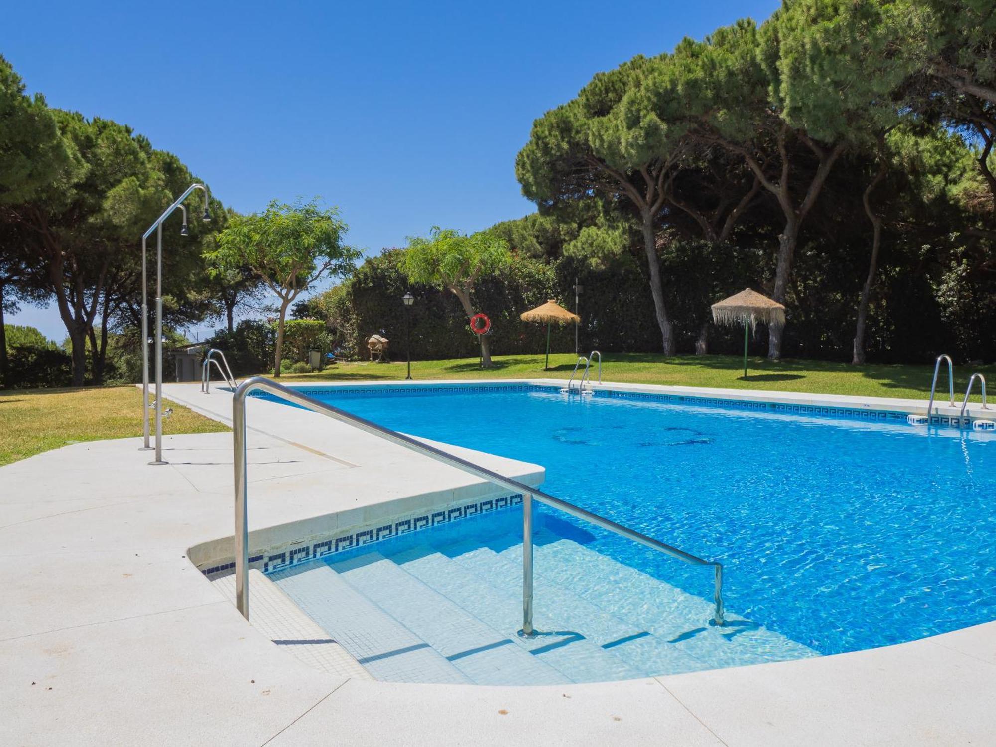 Apartamento Cubo's Estudio Cabopino Port & Parking
