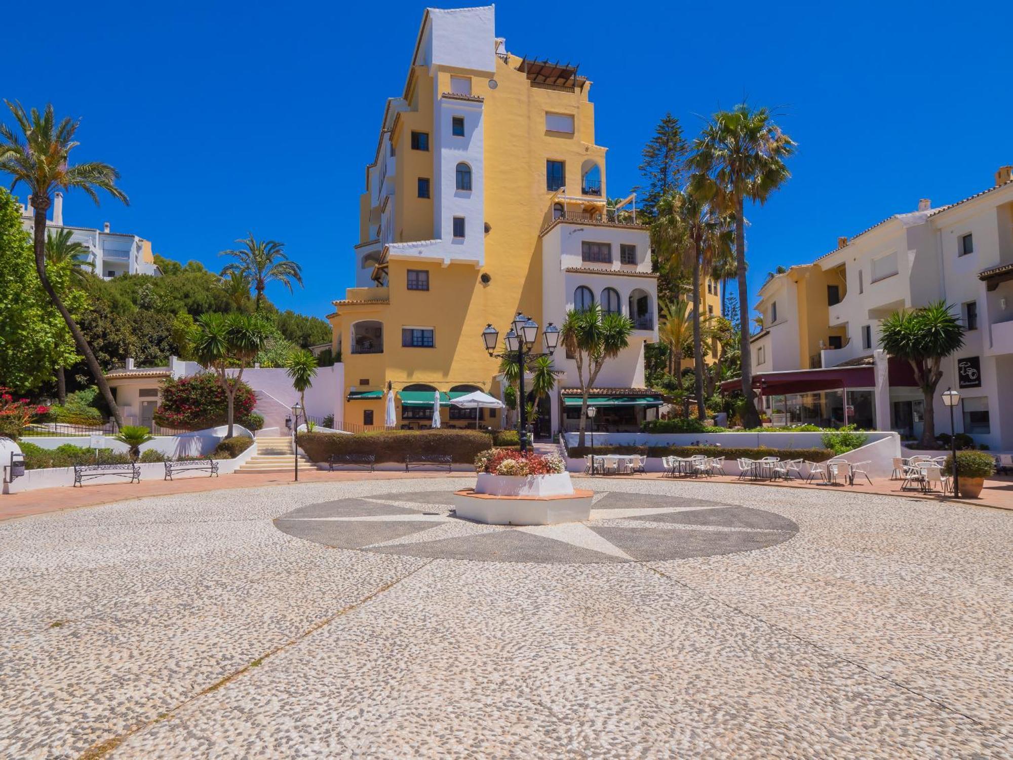 Cubo's Estudio Cabopino Port & Parking Apartamento *